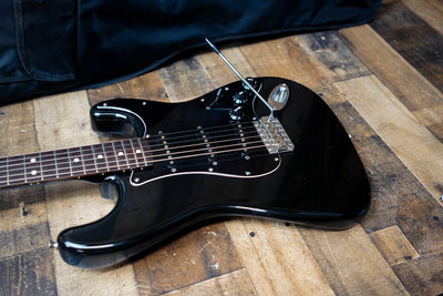 Fender ST-62 ST62-70 AB 62 Reissue Stratocaster 2006-2008 All Black Crafted in Japan CIJ Rare w/ Bag